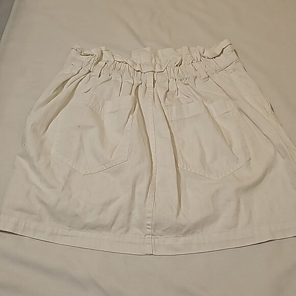 American eagle mini skirt size small. - Picture 3 of 7